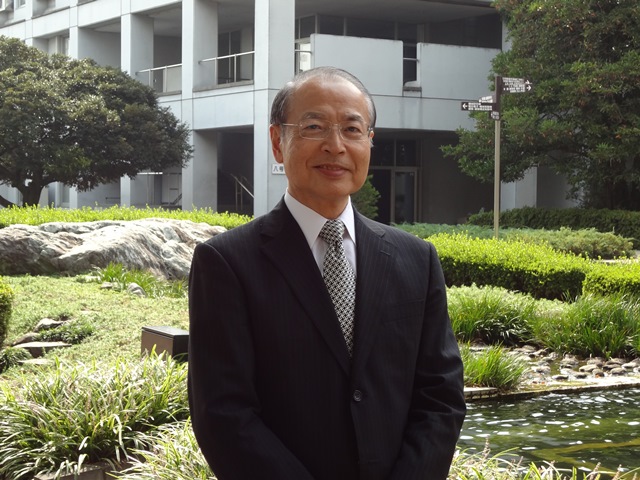 Prof Ushiyama
